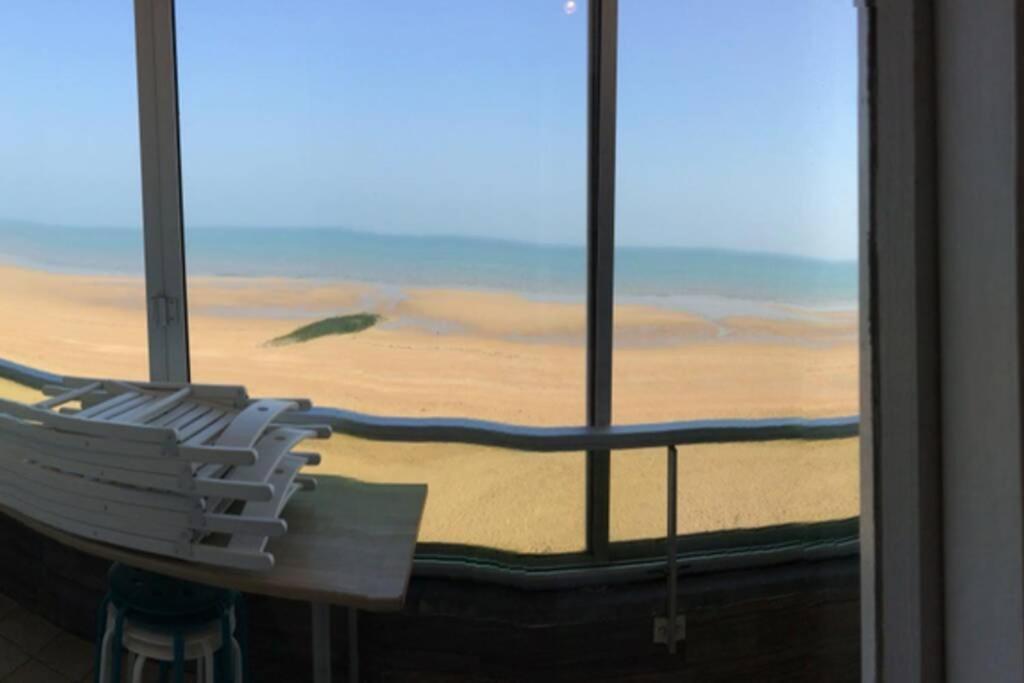 Appartement T2 Avec Vue Sur Mer Directe ! クルル・シュル・メール エクステリア 写真